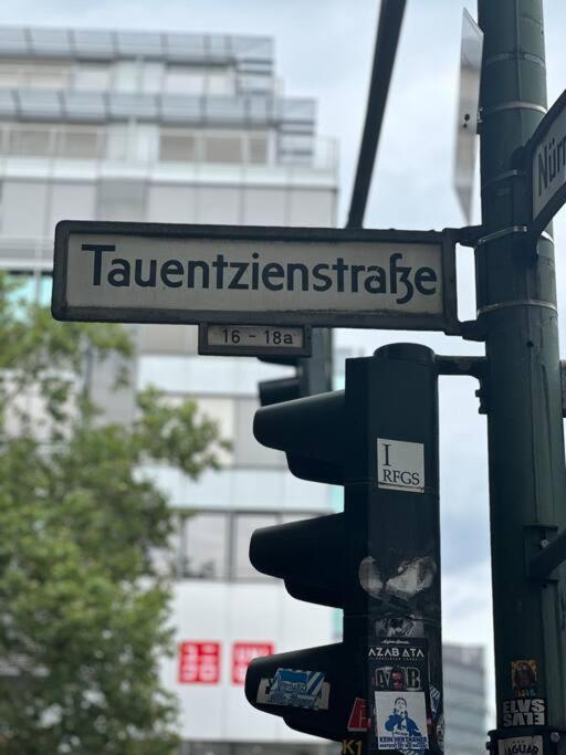 Grosses Apartment Am Kudamm Berlin Zewnętrze zdjęcie
