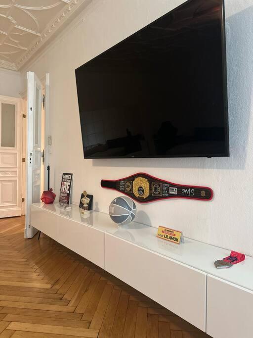Grosses Apartment Am Kudamm Berlin Zewnętrze zdjęcie