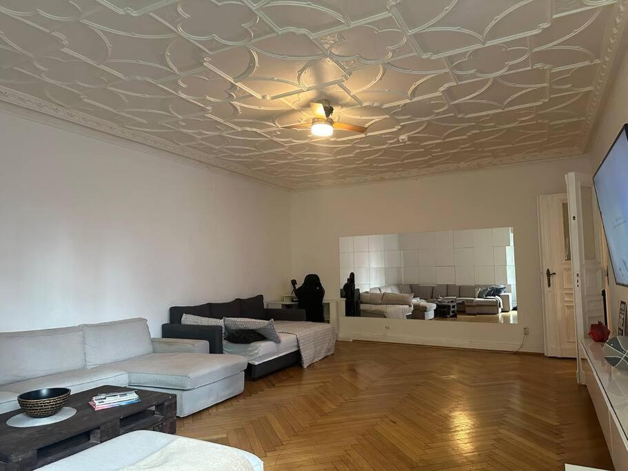 Grosses Apartment Am Kudamm Berlin Zewnętrze zdjęcie