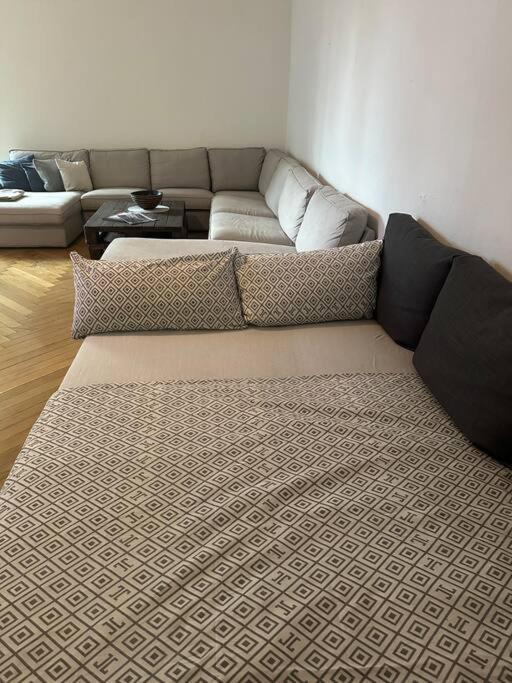 Grosses Apartment Am Kudamm Berlin Zewnętrze zdjęcie